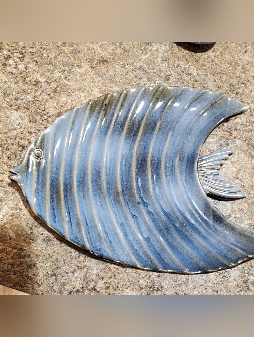 HOME ESSENTIALS AND BEYOND. CERAMIC ANGELFISH SERVING PLATTER. BLUE AZURE